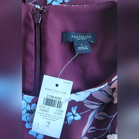 Ann Taylor Factory floral sheath dress (NWT) - Picture 4 of 4